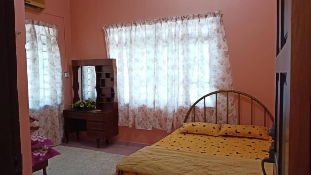 Homestay Zahra Sri Bayu Cherang Ruku Esterno foto