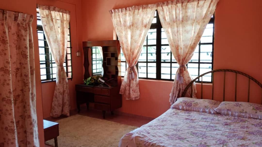 Homestay Zahra Sri Bayu Cherang Ruku Esterno foto