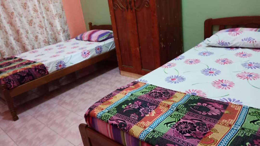 Homestay Zahra Sri Bayu Cherang Ruku Esterno foto