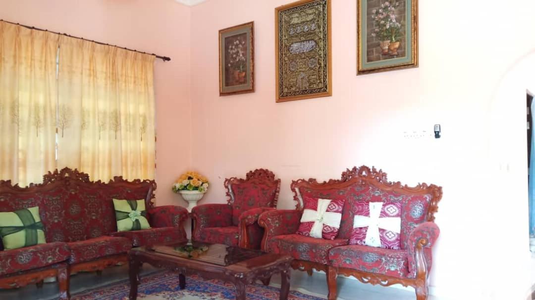 Homestay Zahra Sri Bayu Cherang Ruku Esterno foto